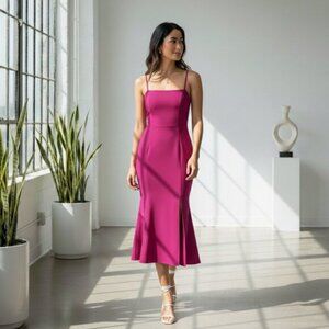 Elliatt Pink Midi Dress